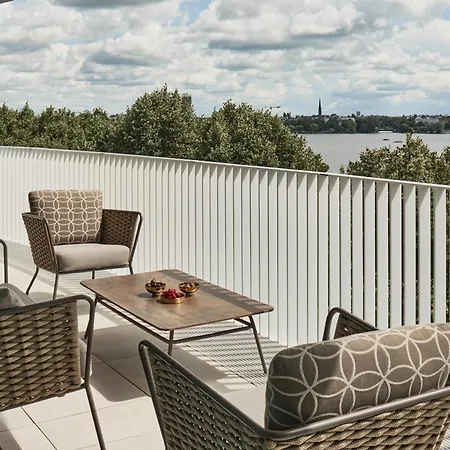 The Fontenay Hamburg